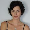 Magali Amadei as Fourth Robber