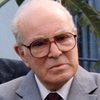 Stephen Elliott as Dr. Sundstrom