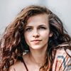 Tereza Slánská as Veronika