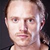 Lockhart Ogilvie as Undercover Cop