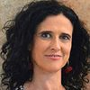 Susana Pous as Lucía