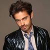 Julio Bekhor as Gustavo
