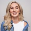 Leanne Noelle Smith as Julie