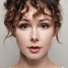 Meg Chambers Steedle as Heidi