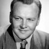 Larry Thor as Detective Drummond