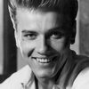 Richard Davalos as Gutowski