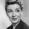 Kay Walsh as Nellie Goode