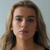 Tabitha Smyth as Sarah