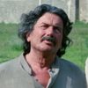 Freddy Logart as Cafè Client (uncredited)