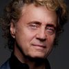 Shadoe Stevens as Quinn Norcross