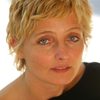Patricia Goemaere as Simone