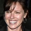 Lisa Darr as Julia