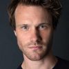 Hugh Skinner as Oliver Alexander