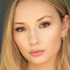 Caitlin Harris as Amy