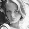 Julie Mannix as Georgina