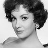 Gina Lollobrigida as La Bersagliera