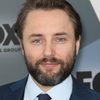 Vincent Kartheiser as Sean Barnes