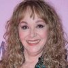 Anabel Ferreira as Mamá de Amelia