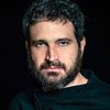 Caco Ciocler as Luís Carlos Prestes