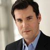 Sean Maher as Nightwing (voice)