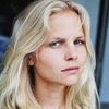Sinja Dieks as Restaurant Waitress
