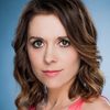 Janna VanHeertum as Bar Wench