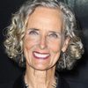 Barbara Marten as Hannah Kelly