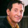 Johnny Venokur as Vince