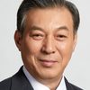 Kim Kap-soo as Professor of Sculpture