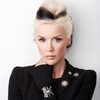 Daphne Guinness as Anna Shapiro