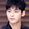 Park Jin-Woo as Jeong Woo