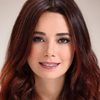 Özgü Namal as Dona