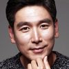 Park Jun-hyuk as Lee Dong-ha