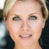 Jessica Boehrs as Privilege Bartender