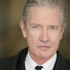 Jim Metzler as Ron