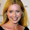 Chloe Hunter as April Love