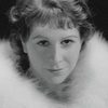 Muriel Kirkland as Molly Hayden