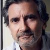 Griffin Dunne as Peter Pearce