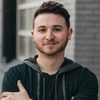 Mike Weinberg as Kevin McCallister (as Michael Weinberg)