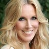 Alana Stewart as Maggie