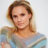 Pia Stutzenstein as Nina