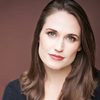 Scarlett Redmond as Beth