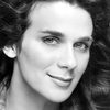 Desiree Gould as Aunt Martha