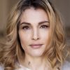 Tanja Wenzel as Vicky