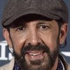 Juan Luis Guerra as Leo Vespa / Juan Miel Guerra (voice)