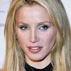 Amanda Swisten as April