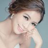 Calinda Chan as Linda