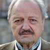 Peter Bowles as Paymaster Capt. Duberly