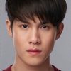 Jinjett Wattanasin as Ake