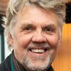 Helgi Björnsson as Leó